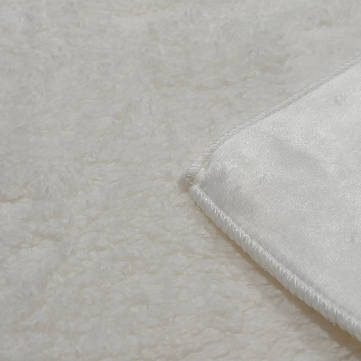 Front & Back of Sherpa Blanket